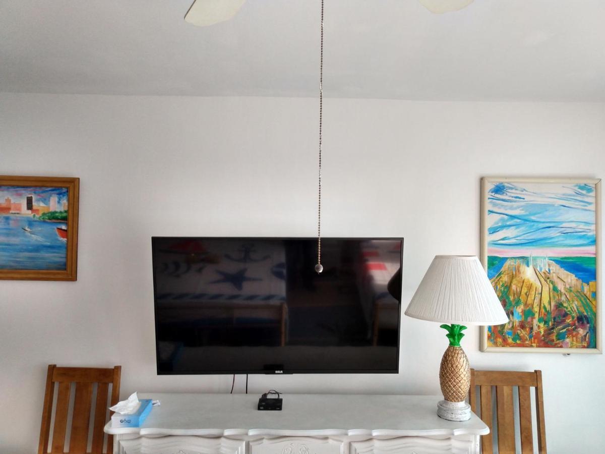 Apartamento Ocean Balmy Warm Healing Breeze Under Sapphire Sky Year Round On Sunny Balcony Daytona Beach Exterior foto